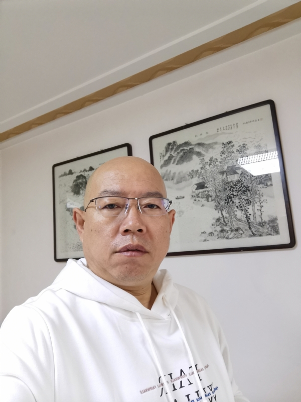 光头博士的第一张照片--邯郸中老年相亲网